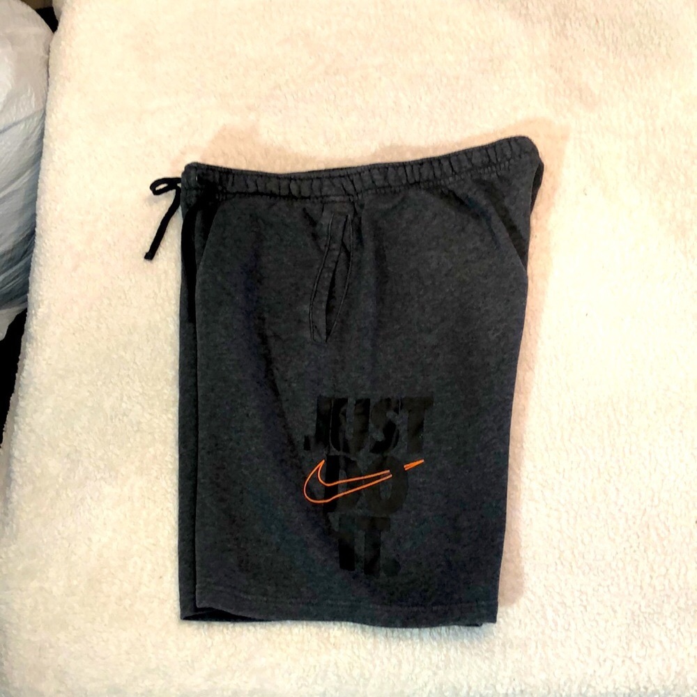 Nike Men's Dark Gray Shorts